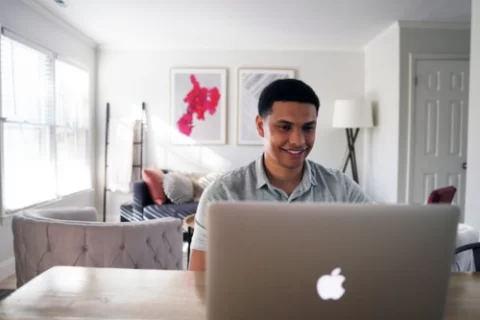 Confira dicas de como ganhar dinheiro na internet