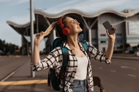 Baixar música no celular com os melhores aplicativos e em alta qualidade ( Imagem: Freepik)