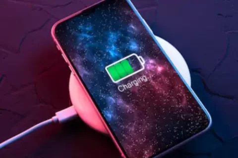 Melhores aplicativos para melhorar a bateria do celular ( Imagem: Freepik)