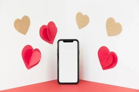 Saiba qual aplicativo de namoro você pode utilizar sem medo (Foto: Freepik)