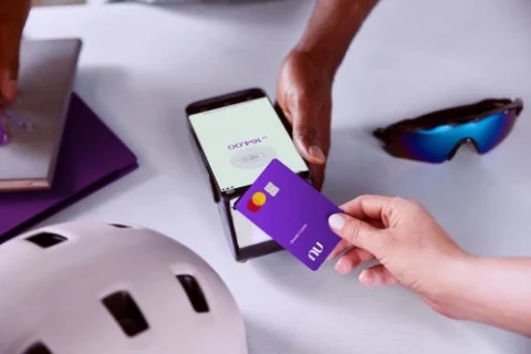 Cartão de crédito sem anuidade